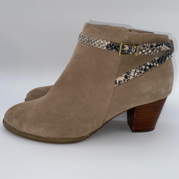 Vionic Upton Tan Suede Zip Ankle Boots Sz 8.5 Snakeskin Buckle Strap 3” Heel - Picture 1 of 11